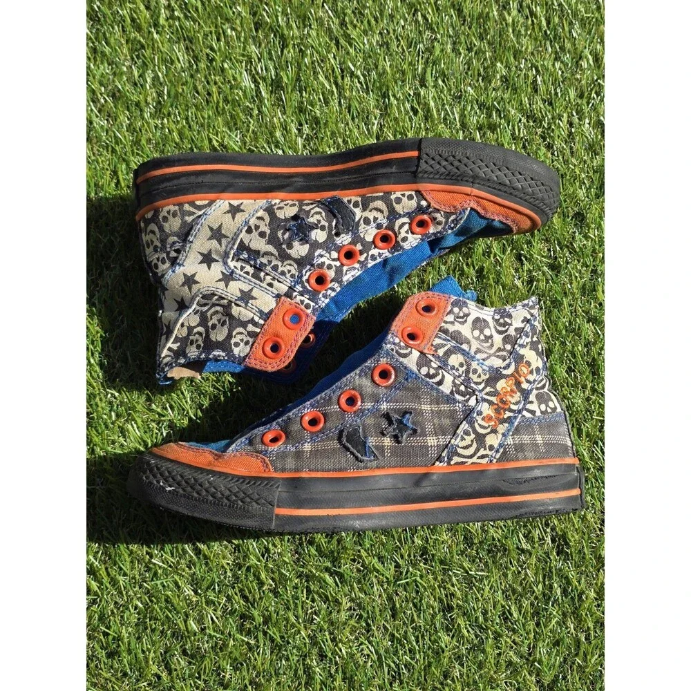Converse Chuck Taylor All Star Skulls Orange Black Scorpio Men's 3 Woman 4.5 *
